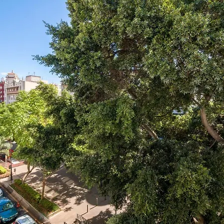 Διαμέρισμα Homeforguest Design Attic Free Parking