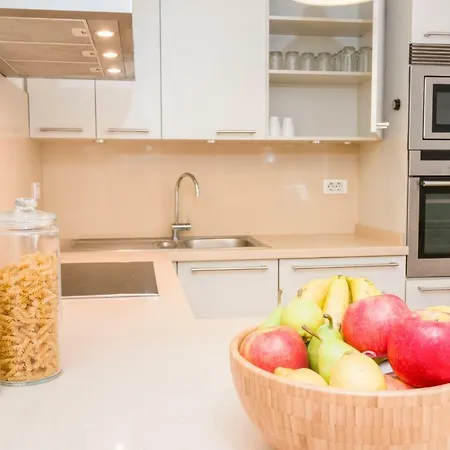 Διαμέρισμα Homeforguest Design Attic Free Parking *