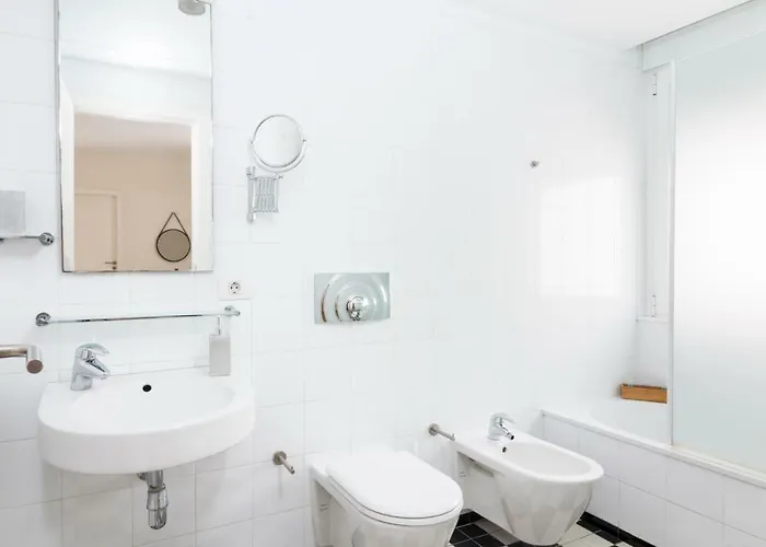 Homeforguest Design Attic Free Parking