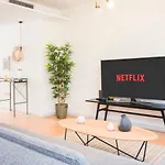 アパート Homeforguest Design Attic Free Parking