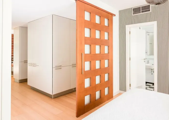 아파트 Homeforguest Design Attic Free Parking