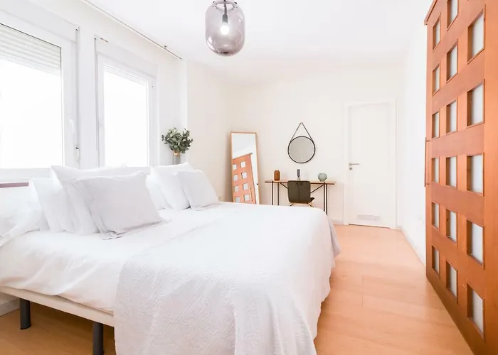 아파트 Homeforguest Design Attic Free Parking