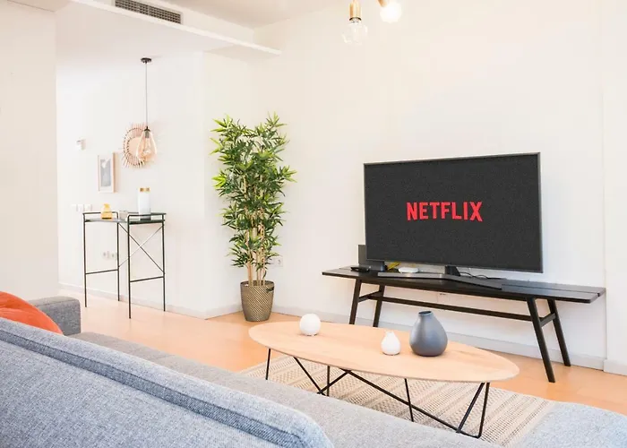 Appartement Homeforguest Design Attic Free Parking